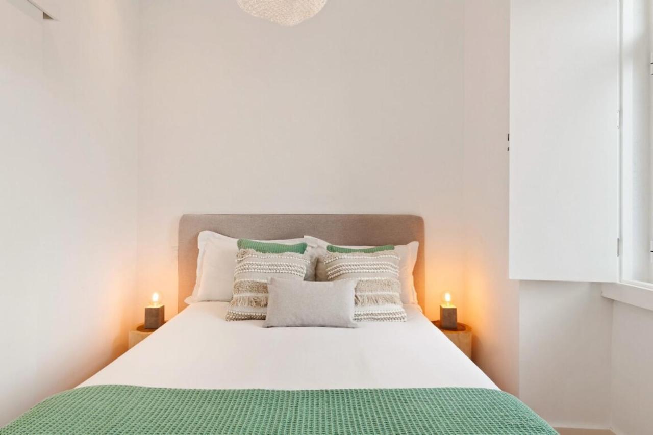 Modern Portuguese 1 Bedroom Apartment In Belem Лиссабон Экстерьер фото